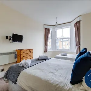Apartment 45 The Square, Scarborough